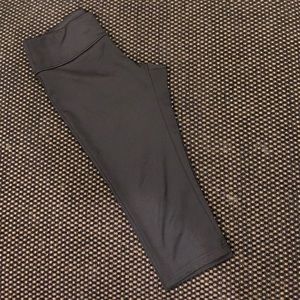 NWOT Zella crop leggings